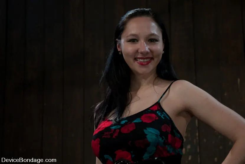 Kink 'Ass hooked and cunt fucked' 主演 Maggie Mayhem (写真 2)