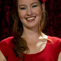 Maitresse Madeline en 'Kink' Virgen lesbiana: Sophia Lauryn (Miniatura 7)