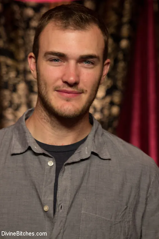 Kink 'Maison De La Maitresse: ¡Una fantasía de cornudo brutal! ADVERTENCIA: ¡No apto para cardíacos!' protagonizando Maitresse Madeline (foto 10)