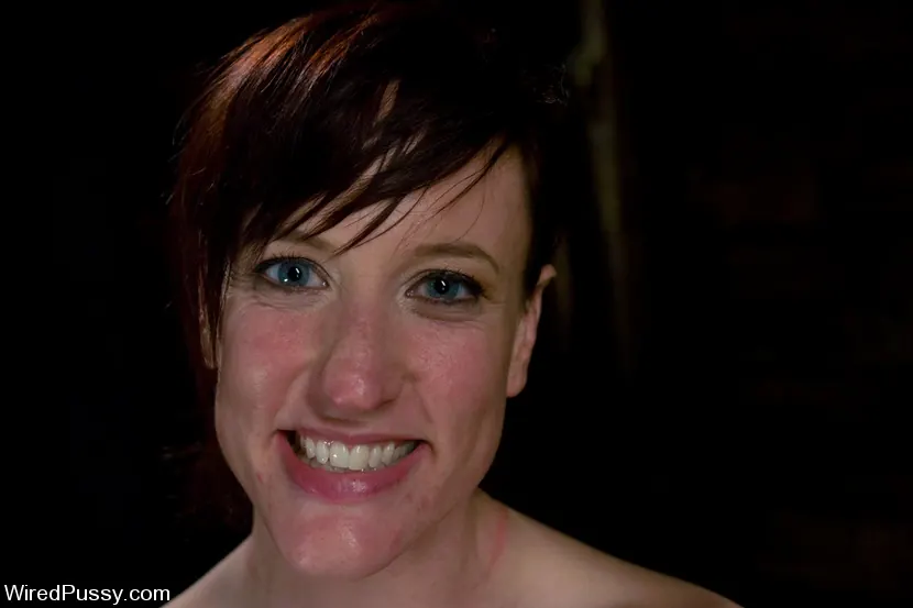 Kink 'Nina regresa' protagonizando Maitresse Madeline (foto 9)