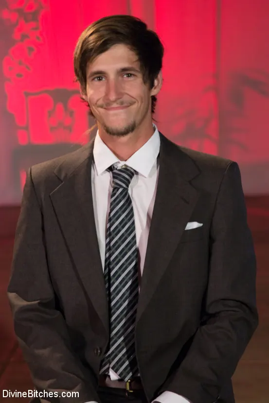 Kink 'Una Decisione Suono' starring Maitresse Madeline (Photo 8)