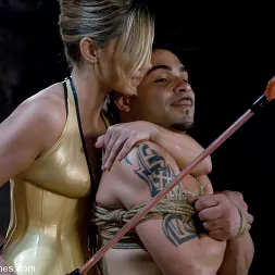 Maitresse Madeline en 'Kink' ¿Quién es la pequeña perra ahora? (Miniatura 8)