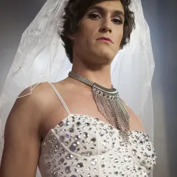 Maitresse Madeline Marlowe に 'Kink' ハネムーン・カッコウッド・ホテル・ディバイン (サムネイル 1)