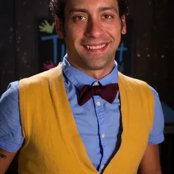 Maitresse Madeline Marlowe en Tiempo libre con la maître Madeline Marlowe (foto 2) Maitresse Madeline Marlowe en 'Kink' Tiempo libre con la maître Madeline Marlowe (Miniatura 2)