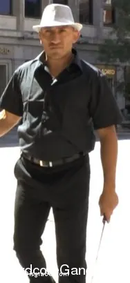 Kink 'ストリートフッカーは屋根裏部屋でロックされ、セックススレーブとして使用される' 主演 Rokki (写真 15)