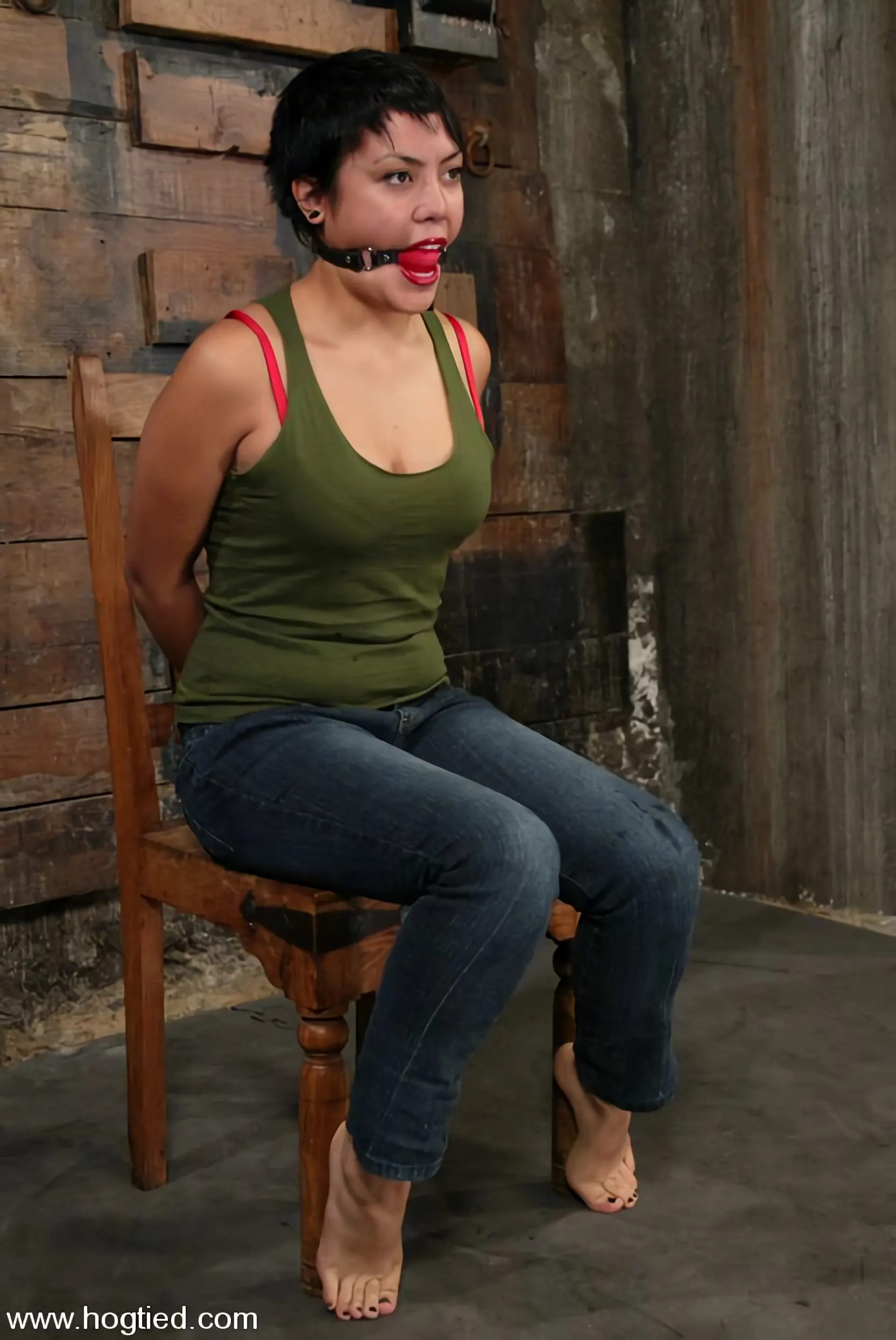 Kink 'maya' protagonizando maya (foto 2)