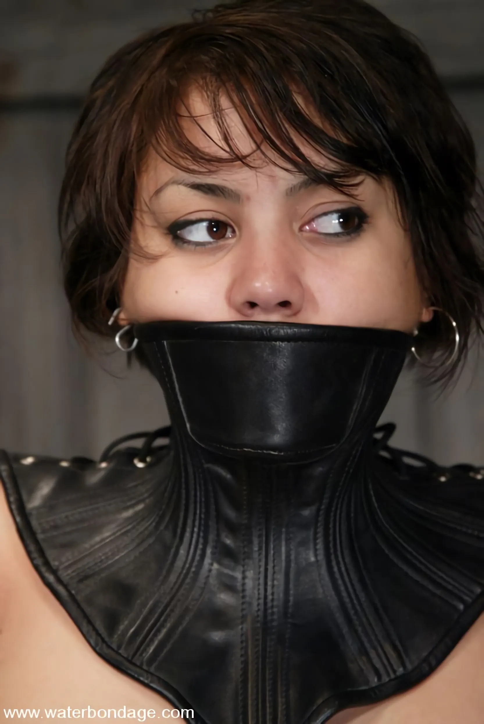 Kink 'maya' protagonizando maya (foto 1)