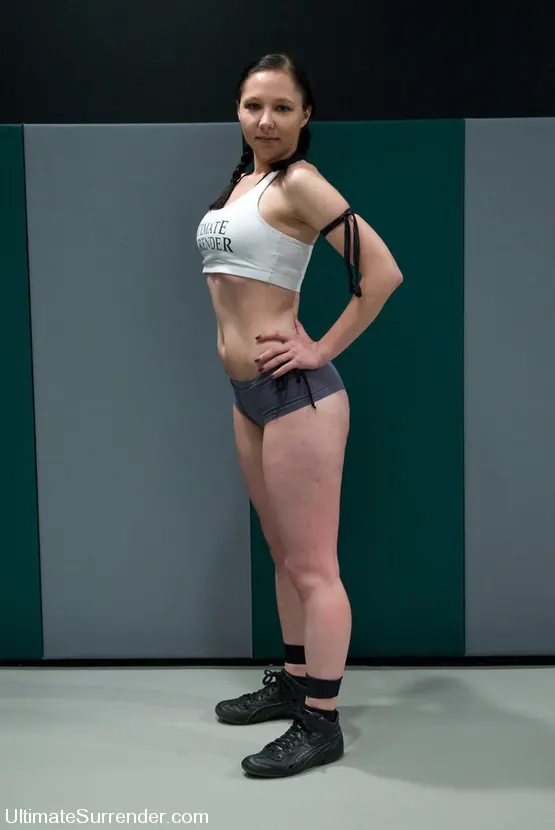 Kink 'Mellanie The Cowgirl Monroe (0-1) vs Maggie The Molester Mayhem (0-0)' starring Mellanie Monroe (Photo 8)