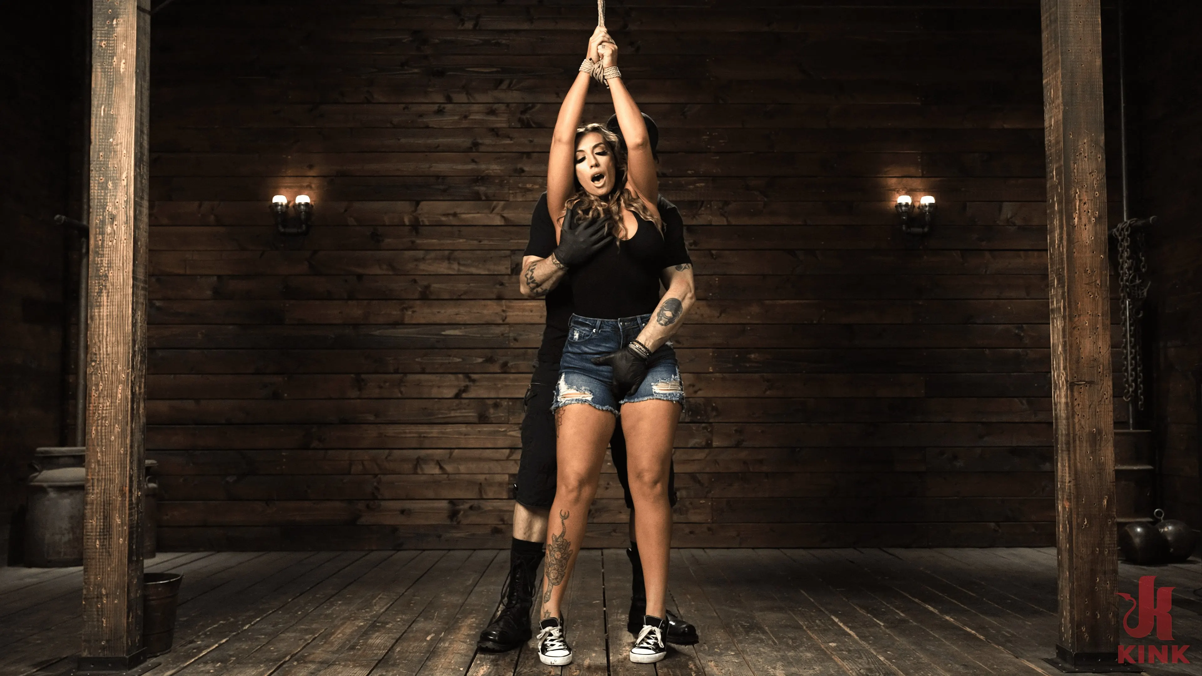 Kink 'Zorra insaciable es domada con esclavitud y tormento' protagonizando Mia James (foto 2)