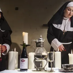 Mia Li en 'Kink' Monjas traviesas: ¡Los malos hábitos son difíciles de erradicar! (Miniatura 16)