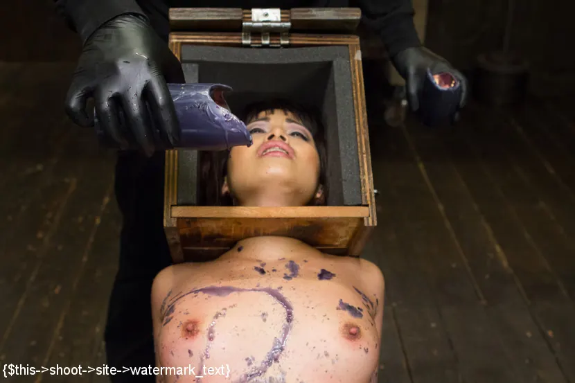 Milcah Halili en 'Puta asiática queda en shock y follada hasta el olvido' from 'Kink' (foto 13) Kink 'Puta asiática queda en shock y follada hasta el olvido' protagonizando Milcah Halili (foto 13)