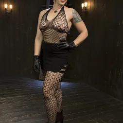 Mistress Kara in 'Kink' Dyke Bar LIVE!!! (Thumbnail 18)