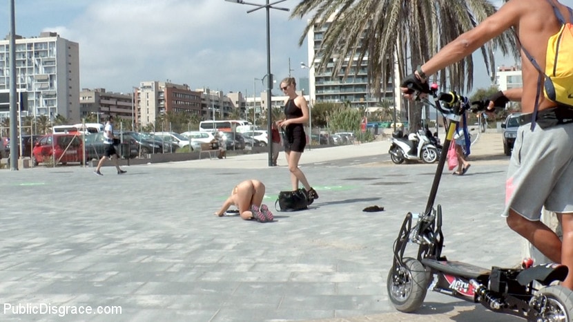Kink 'Beach Babe Covered in Filth and Used Like a Public Trashcan' starring Mona Wales (Photo 4)