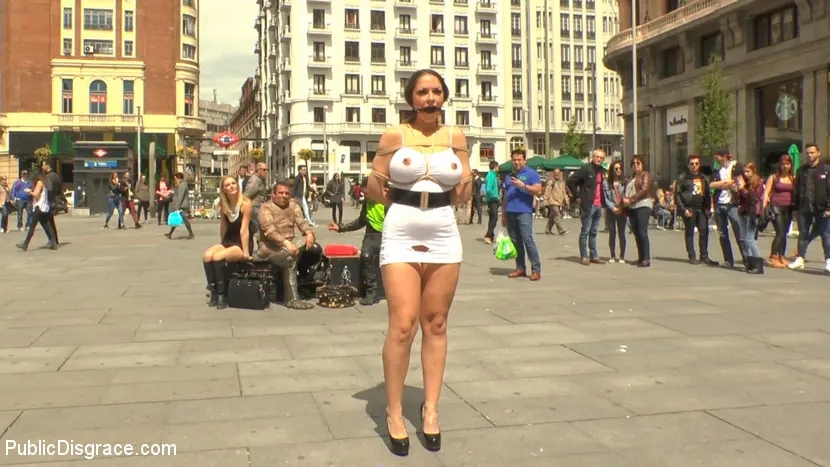 Kink 'Big Tit Spanish Supermodel Bound and Dragged Through Madrid City Center' starring Mona Wales (Photo 21)