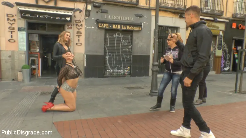 Kink 'Busty Klara Gold Fucked Hard Outdoors!!!' starring Mona Wales (Photo 1)