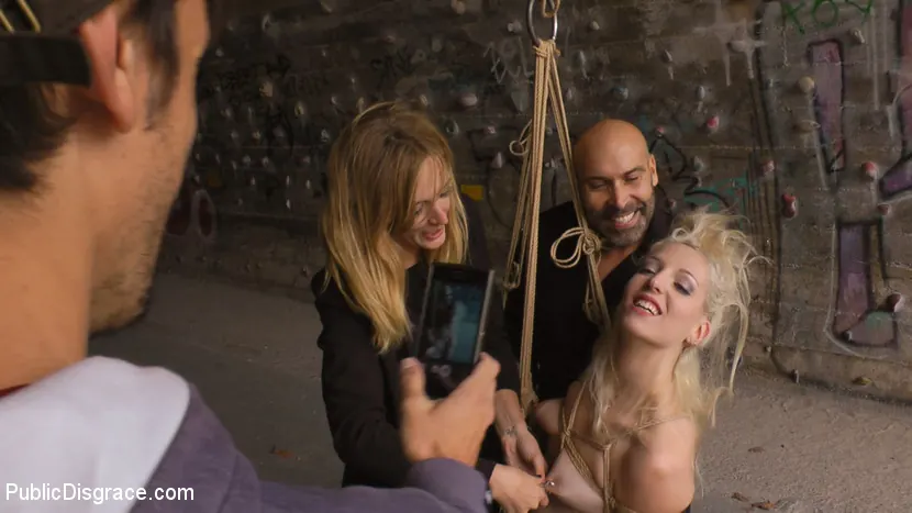 Kink 'Eager Blonde Nympho Needs All Her Holes Publicly Pounded' starring Mona Wales (Photo 5)