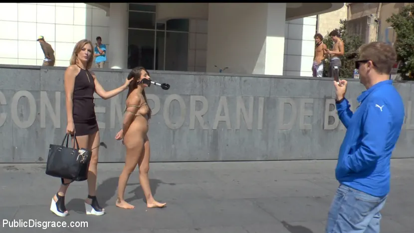 Kink 'Nikki Litte Loves Being a Public Ashtray' starring Mona Wales (Photo 6)