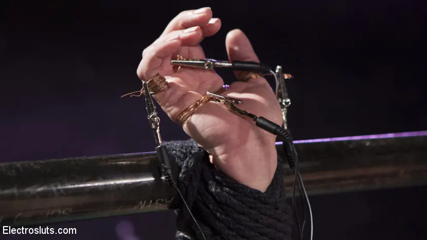 Kink 'Pain Slut Pushed to Limits by Electro Latex Dominatrix' starring Mona Wales (Photo 14)