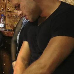 Mona Wales en 'Kink' ¡¡¡Turista americana guarrilla se deshonra públicamente!!! (Miniatura 28)