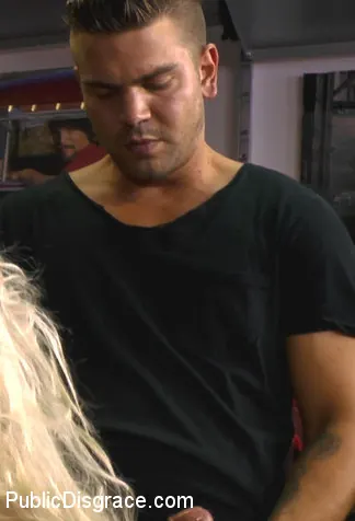 Kink 'The Humiliation of Liz Rainbow - Part 2 Double Penetration' starring Mona Wales (Photo 23)