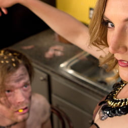Mona Wales に 'Kink' スポイトされたステップフォードの夫 (サムネイル 3)