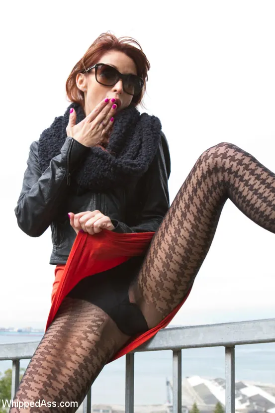 Kink 'モニーク・アレクサンダー：月のティーザー1' 主演 Monique Alexander (写真 4)