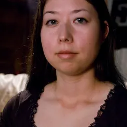 Moriel en Casting Amateur Couch: Moriel; Del club al sofá (foto 2) Moriel en 'Kink' Casting Amateur Couch: Moriel; Del club al sofá (Miniatura 2)