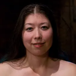 Moriel en Casting Amateur Couch: Moriel; Del club al sofá (foto 7) Moriel en 'Kink' Casting Amateur Couch: Moriel; Del club al sofá (Miniatura 7)