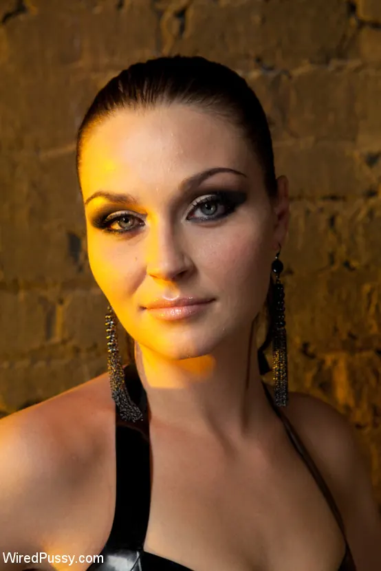 Kink 'My Apologies' starring Ms Kim (Photo 11)