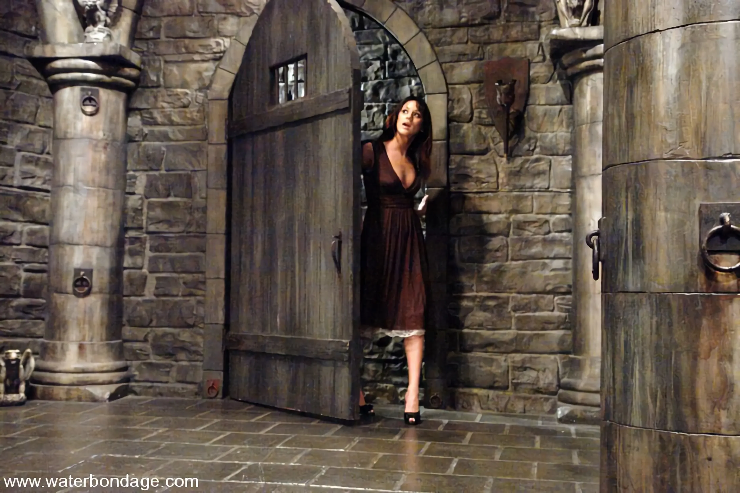 Kink 'ナディアスタイル' 主演 ナディアスタイル (写真 1)