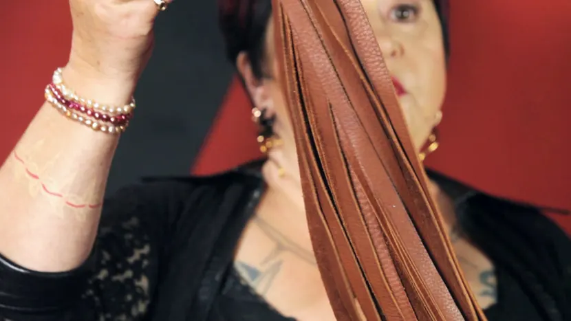 Kink 'Senso Flogging 101  -  Cleo Duboisと一緒に' 主演 Nerine Mechanique (写真 21)