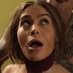 Nicole Aria に 'Kink' パパの間違い:ニコールアリアとデリックピアス (サムネイル 5)