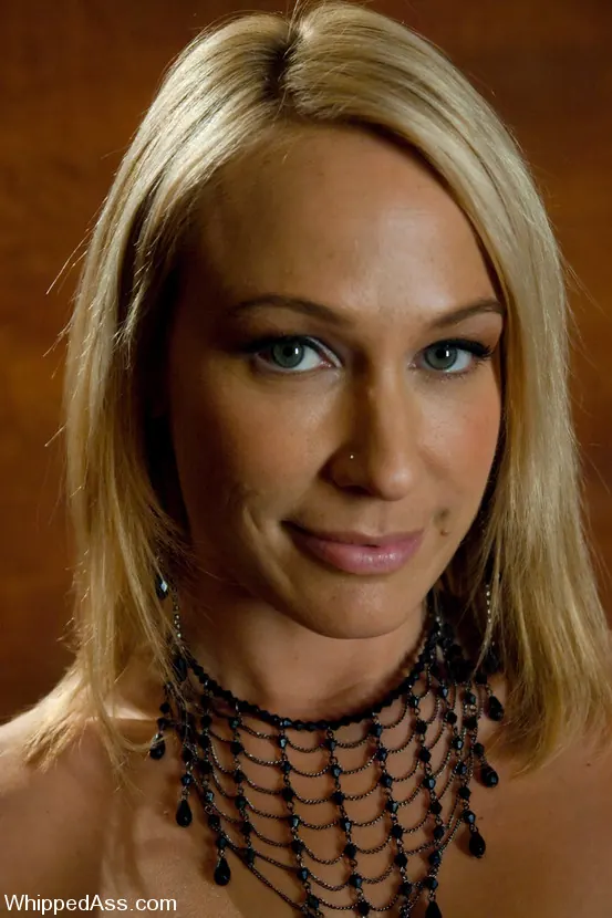 Kink 'Mellanie Monroe' starring Nika Noire (Photo 1)