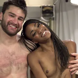 Nikki Darling en 'Kink' Terapia del cuckolding (Miniatura 12)