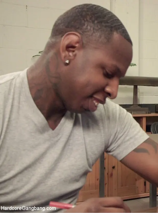 Kink '¡Chica geek recibe doble relleno y está empapada en montones de esperma!' protagonizando Nikki Darling (foto 2)