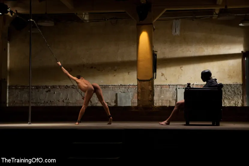 Kink 'El entrenamiento de Nikki Darling, día cuatro' protagonizando Nikki Darling (foto 4)