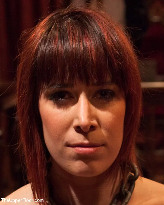 Odile en 'Cena comunitaria recordando al vagabundo' from 'Kink' (foto 12) Kink 'Cena comunitaria recordando al vagabundo' protagonizando Odile (foto 12)