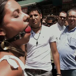 Oliver in 'Kink' Fully Nude and Barefoot in Public (Thumbnail 13)