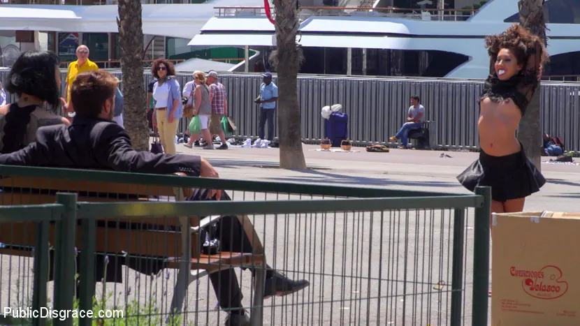 Kink 'Perky Little Slut in a Box - Part 1' starring Oliver Pina (Photo 2)