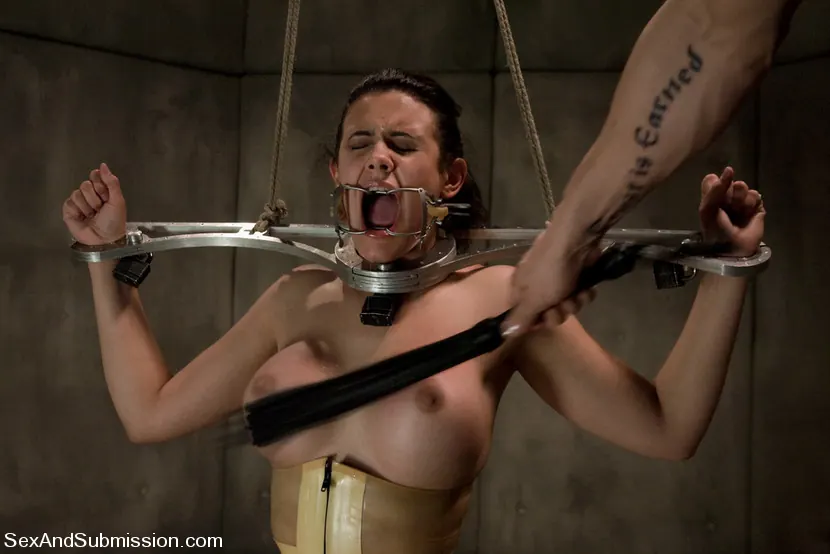 Kink 'Good Girl' starring Penny Barber (Photo 5)