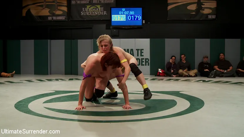 Kink '¡Festival de los senos! Acción caliente de 4 bandas y es la primera vez que Penny Pax aparece en Estados Unidos' protagonizando Penny Pax (foto 4)