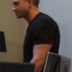 Penny Pax en 'Kink' La fantasía de Penny sobre el secuestro de basura en el tráiler se hace realidad (Miniatura 13)