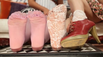 Penny Pax in 'Shoe Store Foot Worship and Footjob'