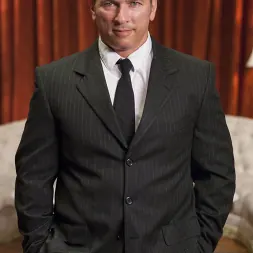 Penny Pax en 'Kink' Orgía anal de esclavas guarras (Miniatura 24)