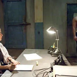 Penny Pax en 'Kink' El embrujo (Miniatura 15)