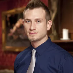 Penny Pax en 'Kink' Orgía anal de Halloween en el piso superior, primera parte (Miniatura 18)