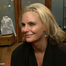 Phoenix Marie に 'Kink' ペントハウスペットフェニックスマリー尻パブリックで犯さ (サムネイル 6)