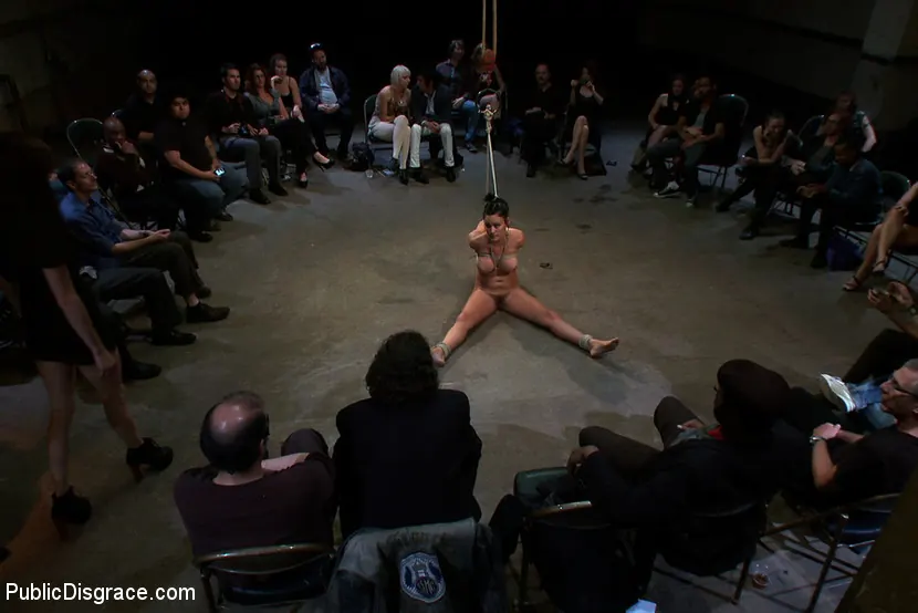 Kink 'Bad Attitude' starring Princess Donna Dolore (Photo 6)