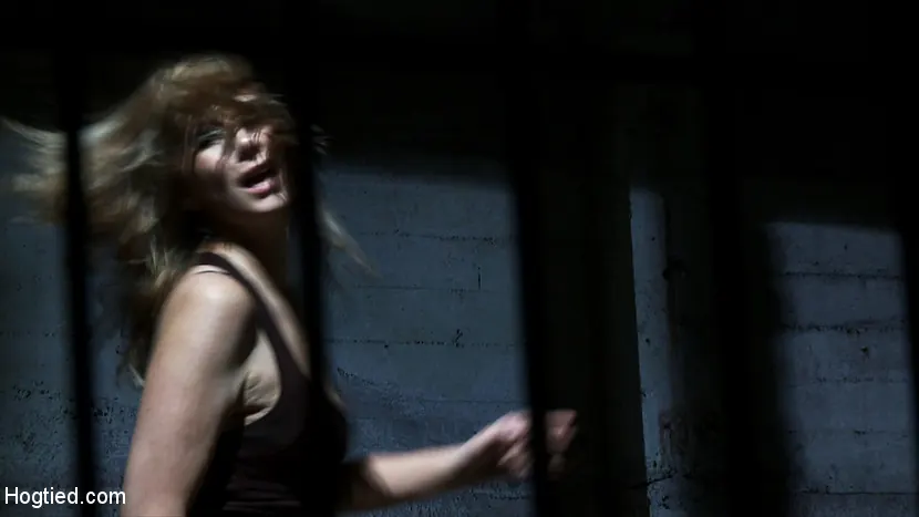 Princess Donna Dolore en 'La señorita Madeline, la princesa Donna y la amada Isis, capturadas y atadas. El tráiler de "Papá ha vuelto".' from 'Kink' (foto 16) Kink 'La señorita Madeline, la princesa Donna y la amada Isis, capturadas y atadas. El tráiler de "Papá ha vuelto".' protagonizando Princess Donna Dolore (foto 16)