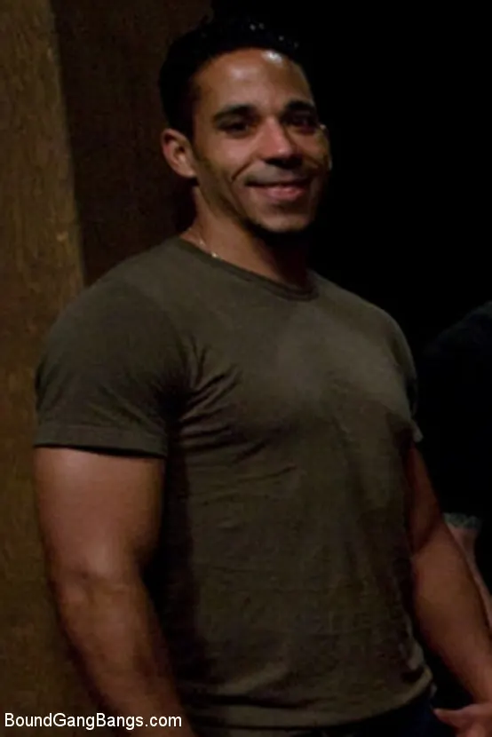 Kink 'Public Gangbang 2' starring Princess Donna Dolore (Photo 10)